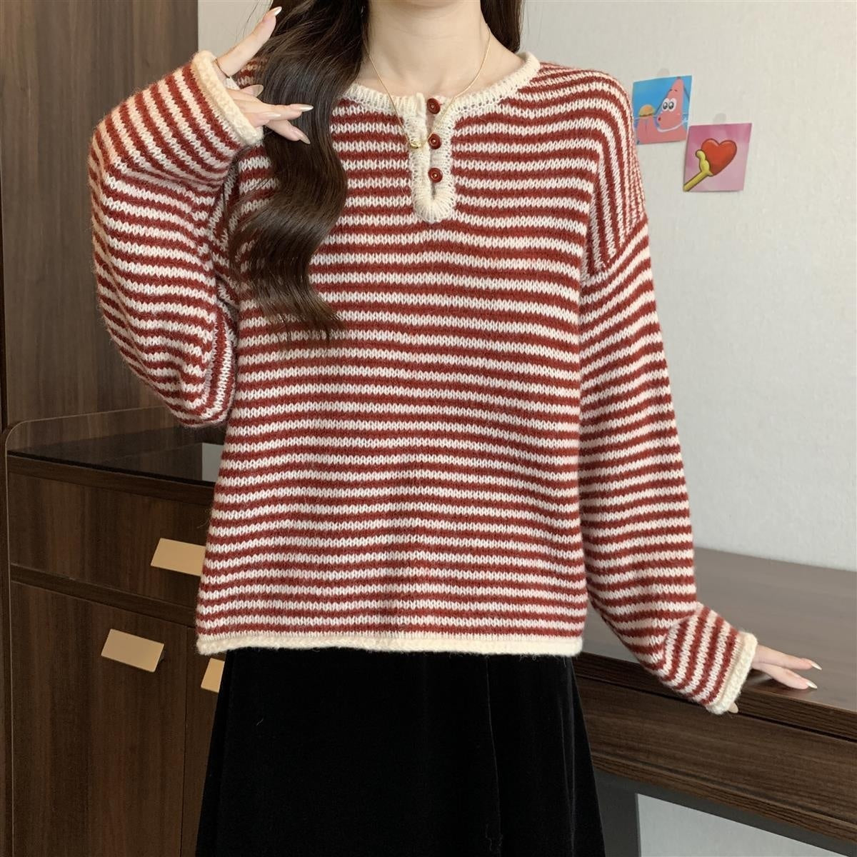 Loose Round-Neck Knitted