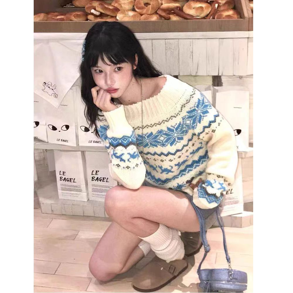 Geometric Crochet Pullover