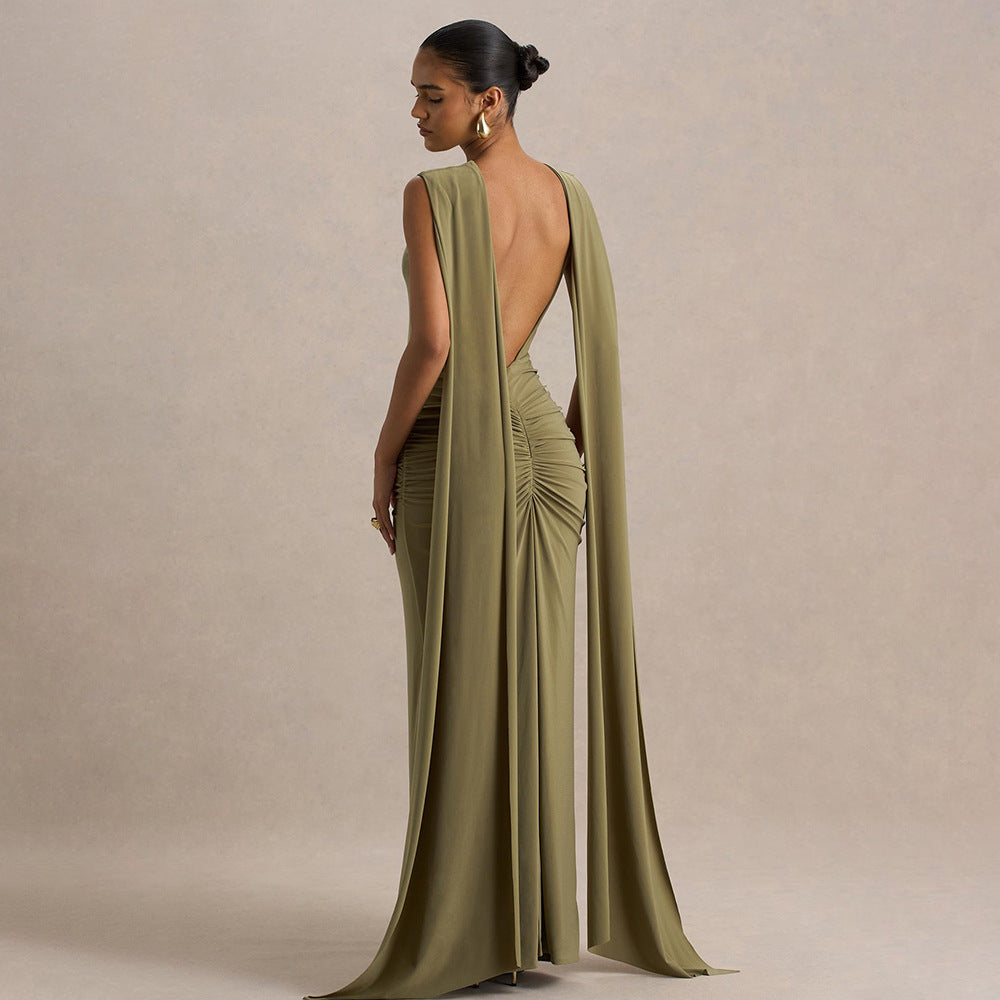 Figure-hugging Backless Dress
