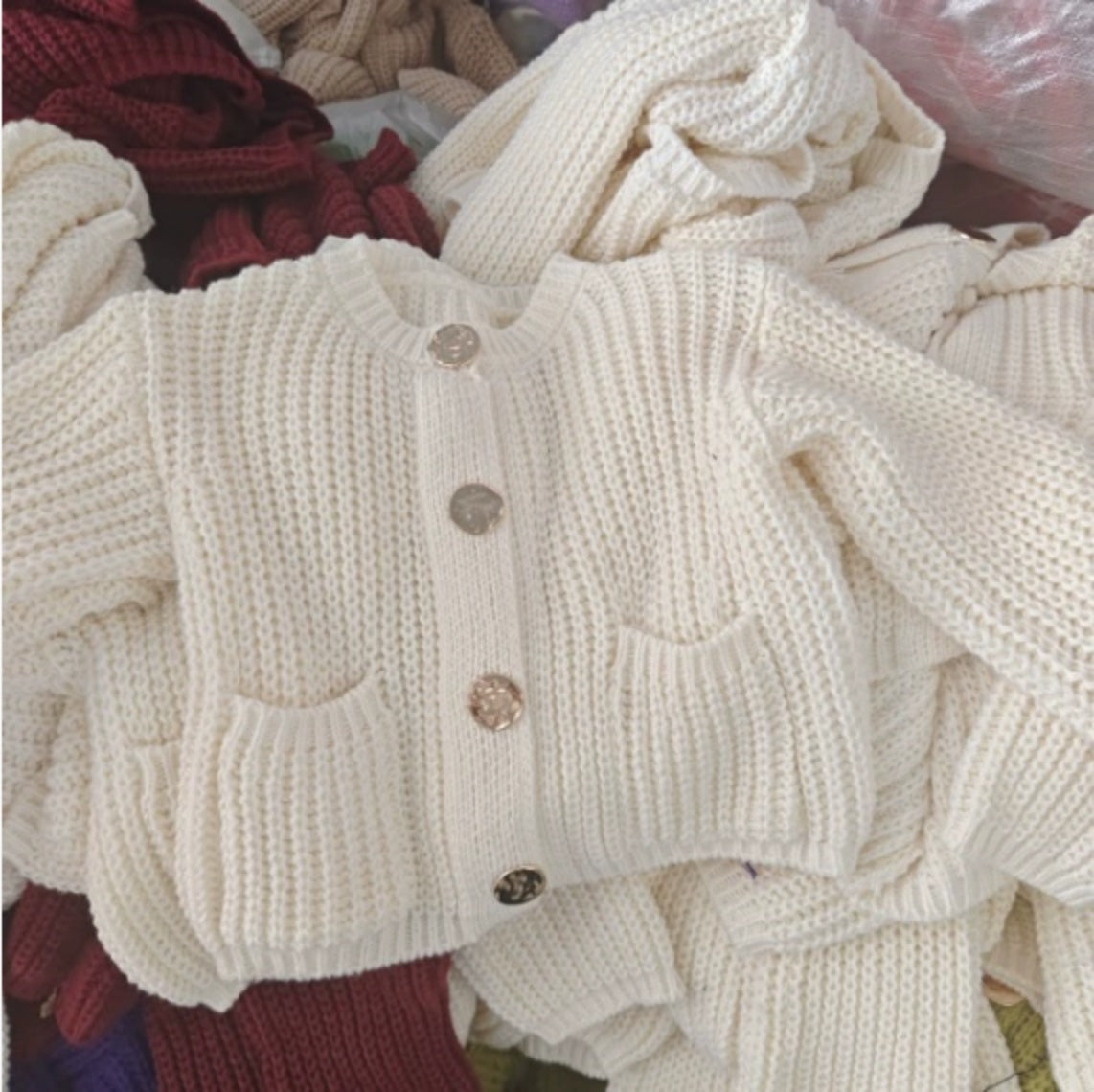 Pocket-Button Knitted