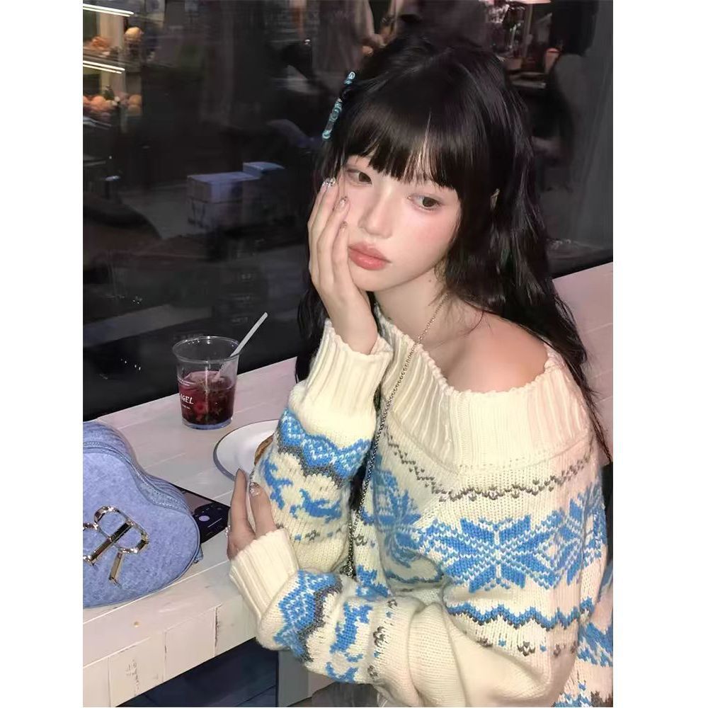 Geometric Crochet Pullover