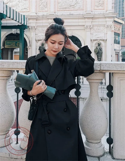 Elegant British Windbreaker