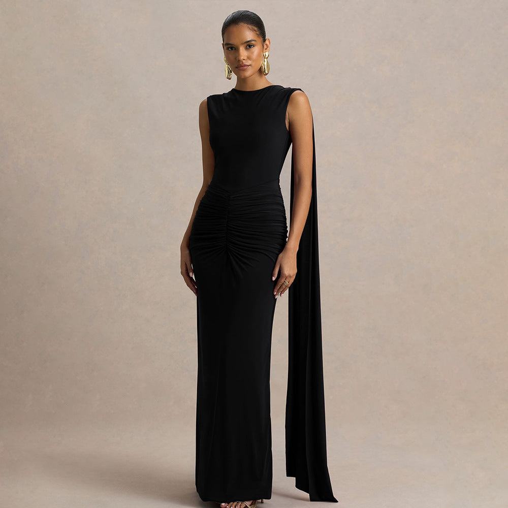 Figure-hugging Backless Dress